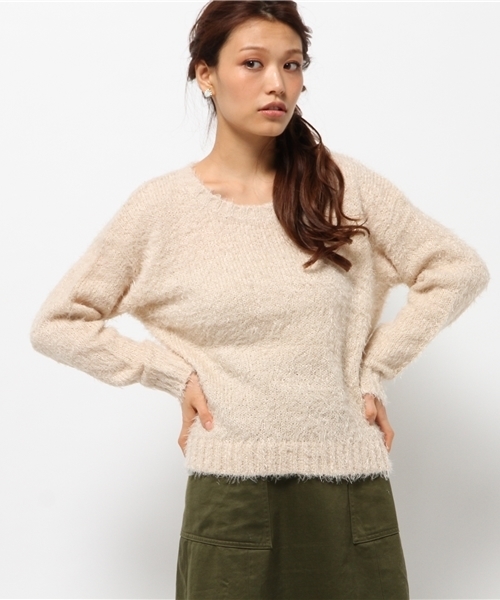 Discoat Parisien（ディスコートパリシアン）の「フェザーヤーンプルオーバー（ニット/セーター・レディース・アイボリー/グレー/ネイビー/レッド・LARGE/MEDIUM）」の2枚目の写真