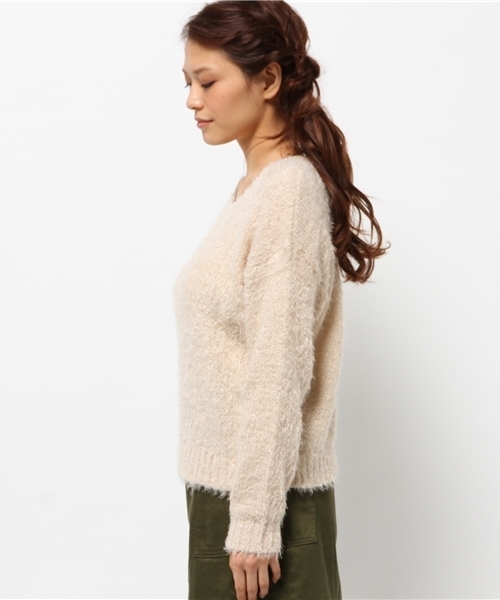 Discoat Parisien（ディスコートパリシアン）の「フェザーヤーンプルオーバー（ニット/セーター・レディース・アイボリー/グレー/ネイビー/レッド・LARGE/MEDIUM）」の10枚目の写真