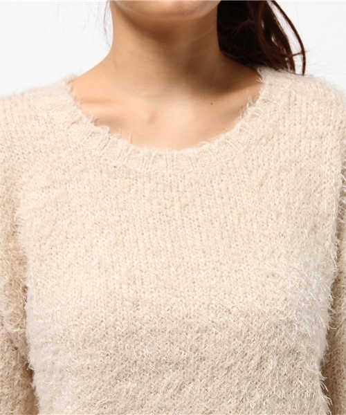 Discoat Parisien（ディスコートパリシアン）の「フェザーヤーンプルオーバー（ニット/セーター・レディース・アイボリー/グレー/ネイビー/レッド・LARGE/MEDIUM）」の5枚目の写真