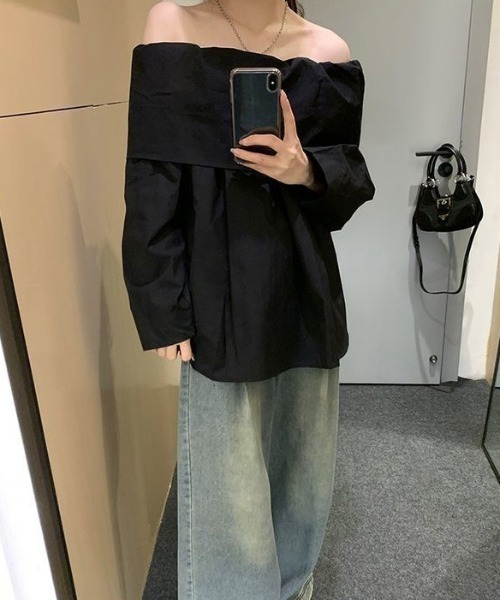 gossip！ロサンゼルス（ゴシップロサンゼルス）の「ミニマムデザイン オープンショルダーブラウス（シャツ/ブラウス・レディース・ブラック・FREE）」の5枚目の写真