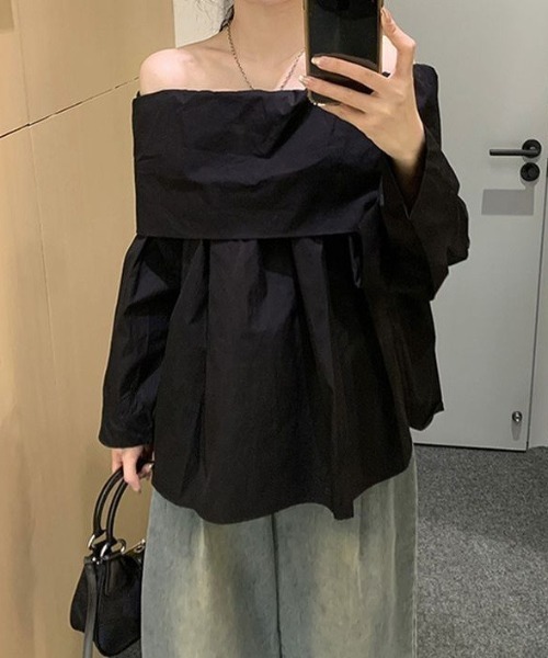 gossip！ロサンゼルス（ゴシップロサンゼルス）の「ミニマムデザイン オープンショルダーブラウス（シャツ/ブラウス・レディース・ブラック・FREE）」の8枚目の写真