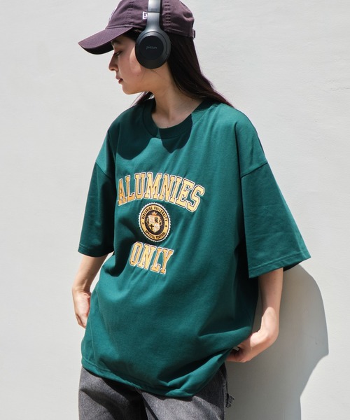 WEGO(ウィゴー)の「WEGO/接触冷感カレッジロゴグラフィックT(Tシャツ/カットソー・メンズ・スミクロ/ネイビー/ダークグリーン/ホワイト・LARGE/MEDIUM)」の1枚目の写真