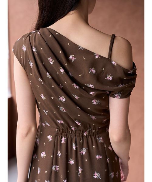 フラワープリントドレープワンピース（ワンピース）｜SNIDEL