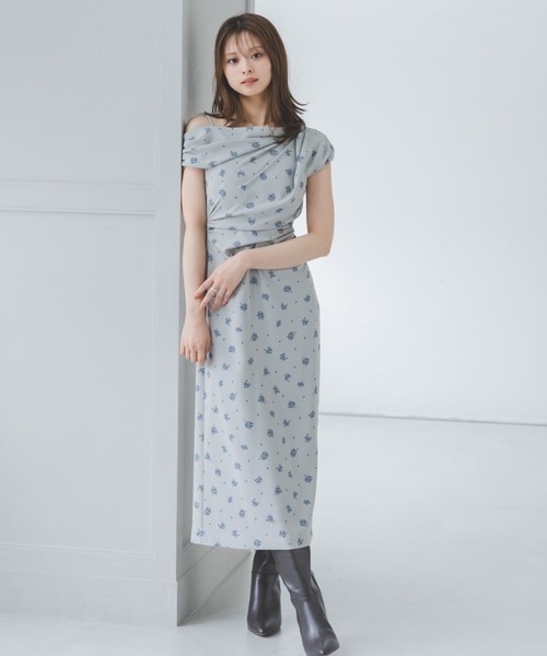 セール】フラワープリントドレープワンピース（ワンピース）｜SNIDEL