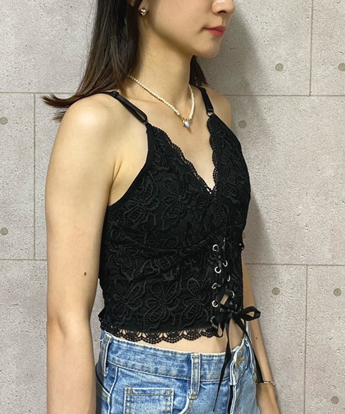 NANEA(ナネア)の「カップ付きフロントレースアップキャミソール(キャミソール・レディース・ブラック/ホワイト・フリー)」の20枚目の写真