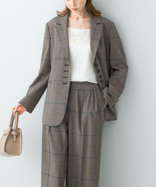 URBAN RESEARCH ROSSO WOMEN（アーバンリサーチ　ロッソ）の「2WAYネックサテンタンク（その他トップス・レディース・オフホワイト/ベージュ・FREE）」の12枚目の写真