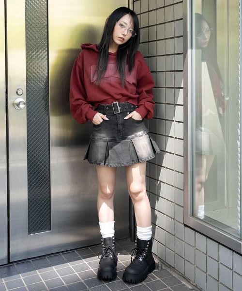 WEGO（ウィゴー）の「WEGO/ベルト付デニムプリーツスカパン（デニムスカート・レディース・コバルトブルー/ダークブルー/ブラック系3・FREE）」の4枚目の写真