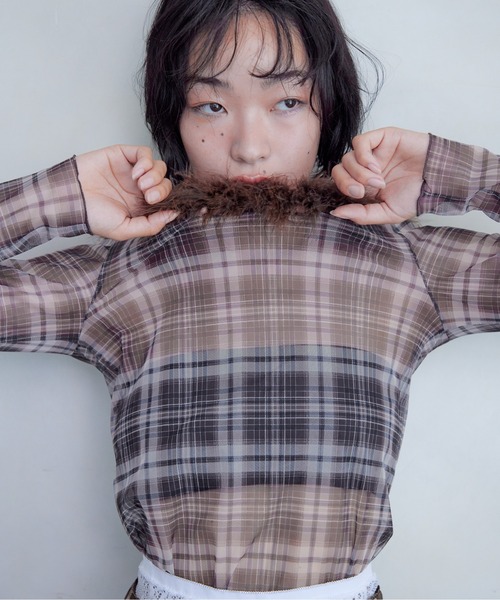 etre loin(エトルワン)の「Fur trimmed sheer top(シャツ/ブラウス・レディース・クリーム/ブラック/ブラウン・M)」の1枚目の写真