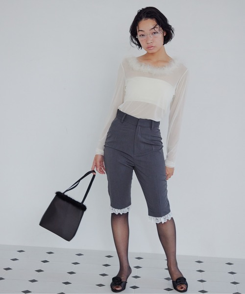 etre loin(エトルワン)の「Fur trimmed sheer top(シャツ/ブラウス・レディース・クリーム/ブラック/ブラウン・M)」の10枚目の写真