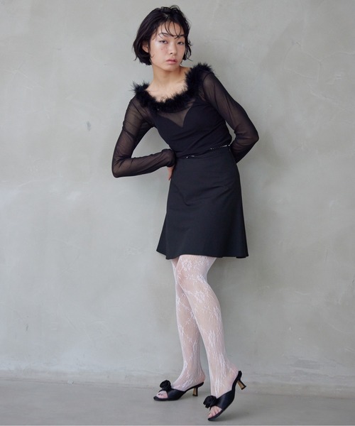 etre loin(エトルワン)の「Fur trimmed sheer top(シャツ/ブラウス・レディース・クリーム/ブラック/ブラウン・M)」の17枚目の写真