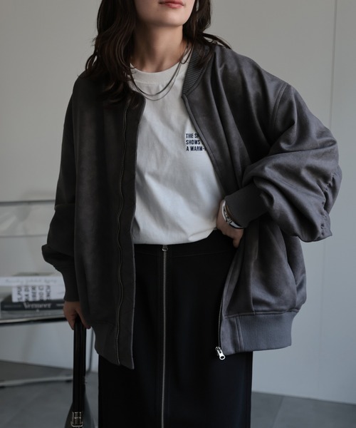 ap retro（アプレトロ）の「スエードライク ポンチボリュームスリーブMA-1（MA-1・レディース・ブラウン/チャコール/グレイッシュベージュ・FREE）」の11枚目の写真