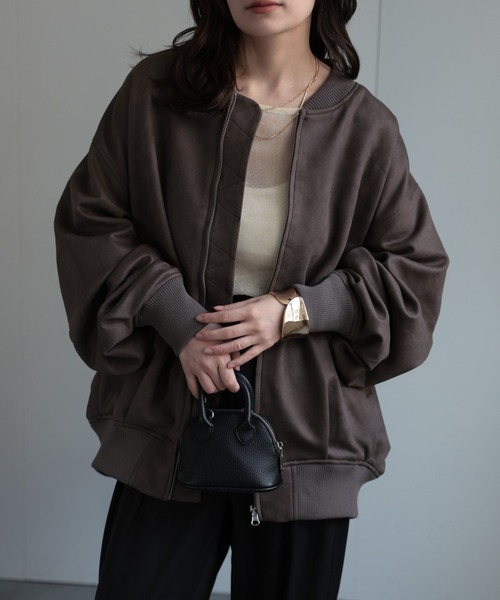 ap retro（アプレトロ）の「スエードライク ポンチボリュームスリーブMA-1（MA-1・レディース・ブラウン/チャコール/グレイッシュベージュ・FREE）」の14枚目の写真