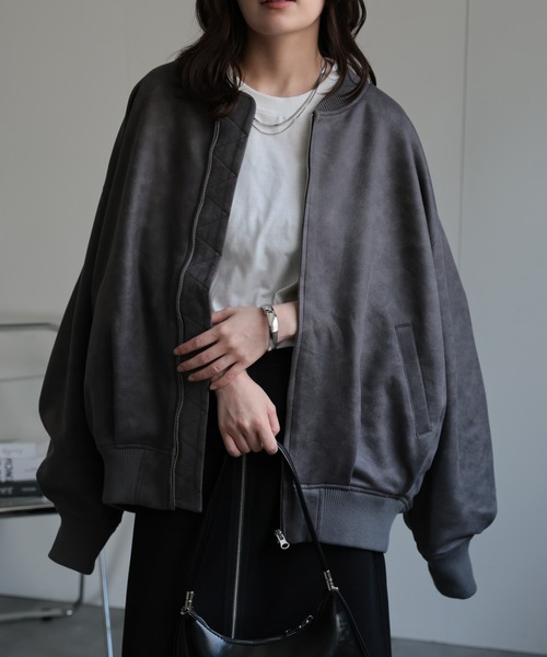 ap retro（アプレトロ）の「スエードライク ポンチボリュームスリーブMA-1（MA-1・レディース・ブラウン/チャコール/グレイッシュベージュ・FREE）」の10枚目の写真