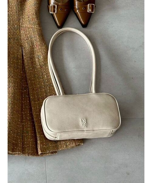 dazzlin（ダズリン）の「ミドルハンドルバッグ（ハンドバッグ・レディース・アイボリー/ブラック/キャメル・FREE）」の2枚目の写真