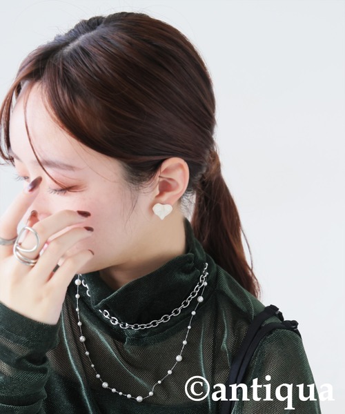 antiqua(アンティカ)の「フロッキー ハート ピアス(ピアス(両耳用)・レディース・ブラック/ホワイト/ワイン/グリーン・FREE)」の21枚目の写真