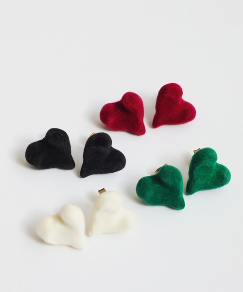 antiqua(アンティカ)の「フロッキー ハート ピアス(ピアス(両耳用)・レディース・ブラック/ホワイト/ワイン/グリーン・FREE)」の14枚目の写真