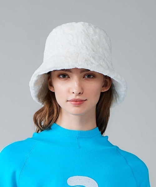 新品【archivio 】アルチビオ　リバーシブル ファー　バケットハット 中古 アルチビオ archivio バケットハット 黒 ブラック リバーシブル