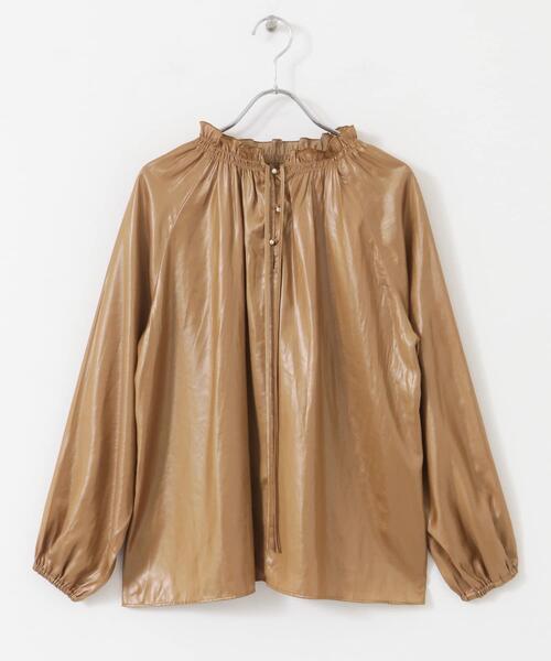 URBAN RESEARCH ROSSO WOMEN（アーバンリサーチ　ロッソ）の「グロッシー2WAYネックギャザーブラウス（シャツ/ブラウス・レディース・アイボリー/キャメル/チャコールグレー・FREE）」の16枚目の写真