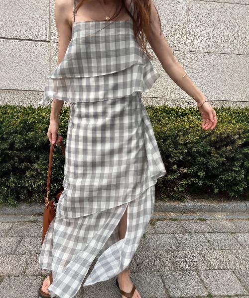 a lot of love(ア ロット オブ ラブ)の「レイヤリングデザイン エアリーキャミソールワンピース(ワンピース・レディース・ホワイト系その他/ホワイト/ブラック/ブラック系その他・FREE)」の10枚目の写真