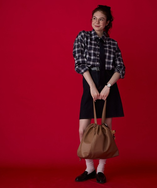 BONLECILL Marche(ボンルシールマルシェ)の「【BONLECILL Marche】《大容量》2wayドロストギャザートートバッグ/巾着バッグ/マザーズバッグ(トートバッグ・レディース・サンドベージュ/ワイン/グレイッシュベージュ/ブラック/キャメル/グリーン・FREE)」の18枚目の写真