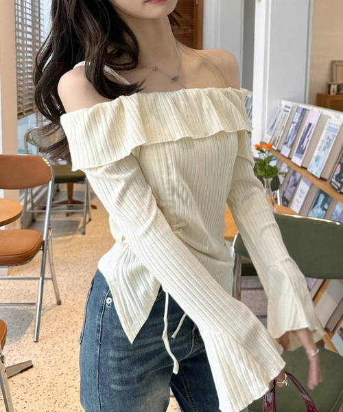 Ada.(エイダ)の「アシンメトリー ワンショル シャーリング フリル トップス(Tシャツ/カットソー・レディース・ホワイト/ブラック/ベージュ・FREE)」の19枚目の写真