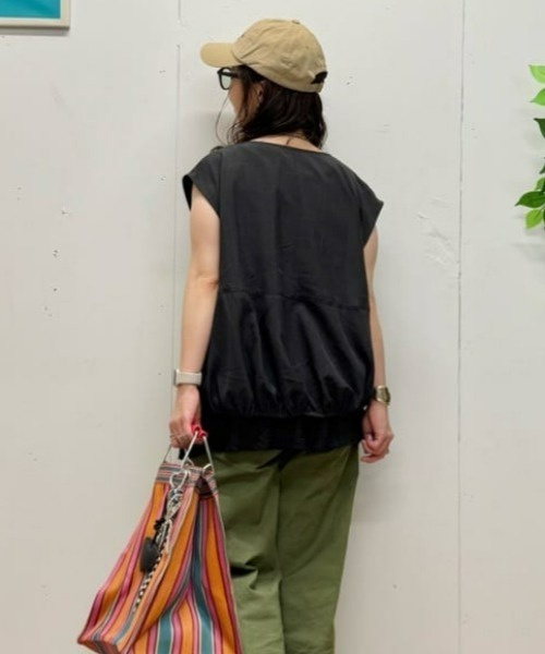 Right-on（ライトオン）の「【HONEYSUCKLE ROSE】２段ロゴ刺繍キャップ（キャップ・レディース・ベージュ/ブラウン/ブラック・フリー）」の6枚目の写真