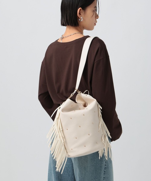 BAYFLOW（ベイフロー）の「2WAYフリンジバッグ（ショルダーバッグ・レディース・ブラック/アイボリー・FREE）」の6枚目の写真