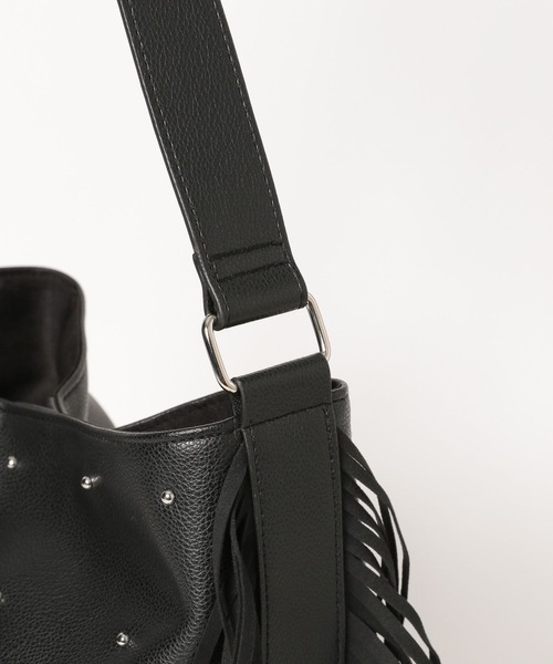 BAYFLOW（ベイフロー）の「2WAYフリンジバッグ（ショルダーバッグ・レディース・ブラック/アイボリー・FREE）」の16枚目の写真