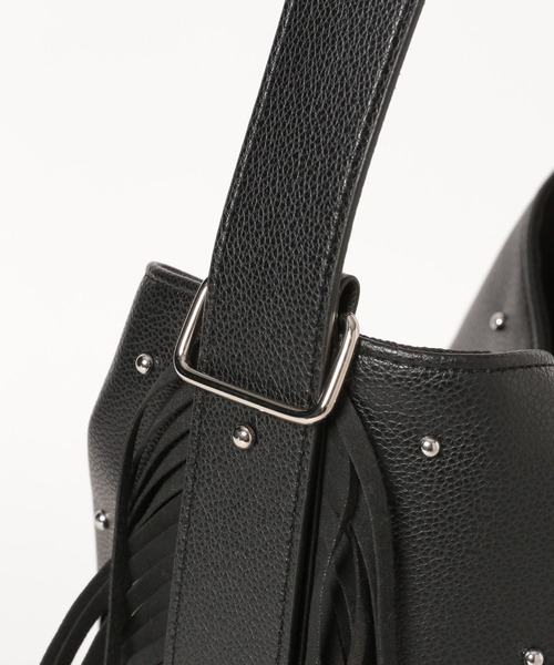 BAYFLOW（ベイフロー）の「2WAYフリンジバッグ（ショルダーバッグ・レディース・ブラック/アイボリー・FREE）」の17枚目の写真