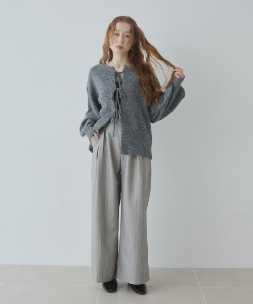 Bab(バブ)の「【セットアイテム/セットアップ/選べるサイズ展開/低身長/高身長向けサイズあり】前後2WAYニットトップス+タックキャミワンピース(ワンピース・レディース・チャコールグレー/モカ/アイボリー・M/S/L)」の6枚目の写真