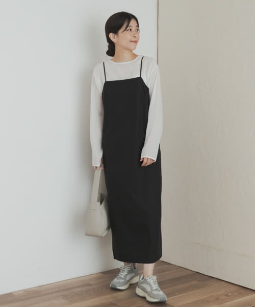 URBAN RESEARCH DOORS（アーバンリサーチドアーズ）の「シアーTシャツブラウス（シャツ/ブラウス・レディース・ホワイト/ライトカーキ・MEDIUM）」の8枚目の写真