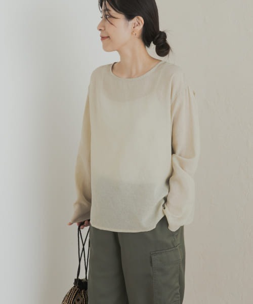 URBAN RESEARCH DOORS（アーバンリサーチドアーズ）の「シアーTシャツブラウス（シャツ/ブラウス・レディース・ホワイト/ライトカーキ・MEDIUM）」の9枚目の写真