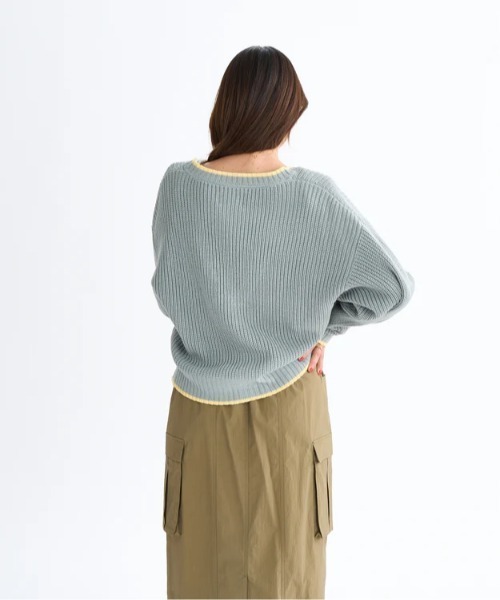 ROXY(ロキシー)の「HORIZON CARDIGAN /ロキシーニットドロップショルダーカーディガン(ニット/セーター・レディース・ブラック/ホワイト/ブルー・MEDIUM/LARGE/SMALL)」の14枚目の写真