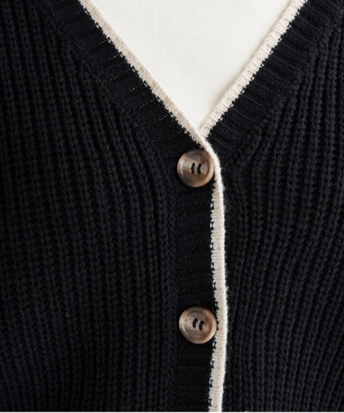 ROXY(ロキシー)の「HORIZON CARDIGAN /ロキシーニットドロップショルダーカーディガン(ニット/セーター・レディース・ブラック/ホワイト/ブルー・MEDIUM/LARGE/SMALL)」の11枚目の写真