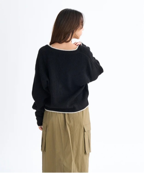 ROXY(ロキシー)の「HORIZON CARDIGAN /ロキシーニットドロップショルダーカーディガン(ニット/セーター・レディース・ブラック/ホワイト/ブルー・MEDIUM/LARGE/SMALL)」の9枚目の写真