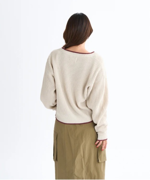 ROXY(ロキシー)の「HORIZON CARDIGAN /ロキシーニットドロップショルダーカーディガン(ニット/セーター・レディース・ブラック/ホワイト/ブルー・MEDIUM/LARGE/SMALL)」の6枚目の写真