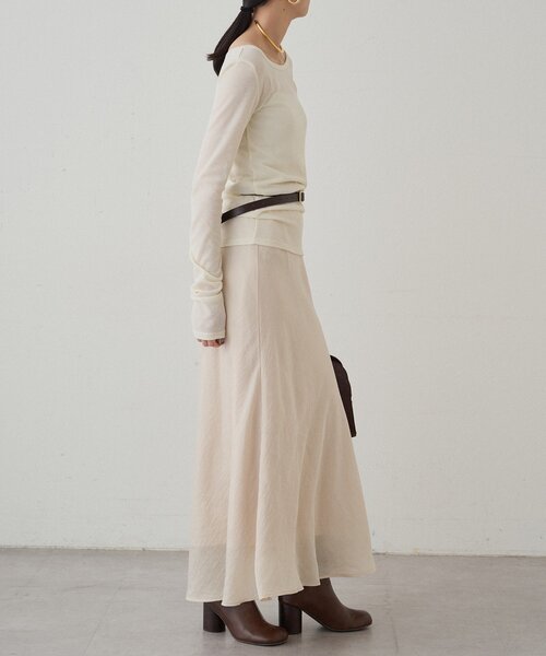 LOUNGEDRESS（ラウンジドレス）の「ラウンドシアーカットソー（Tシャツ/カットソー・レディース・ブラック/レッド/アイボリー・FREE）」の10枚目の写真