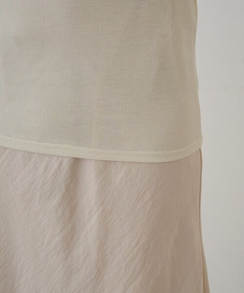 LOUNGEDRESS（ラウンジドレス）の「ラウンドシアーカットソー（Tシャツ/カットソー・レディース・ブラック/レッド/アイボリー・FREE）」の21枚目の写真