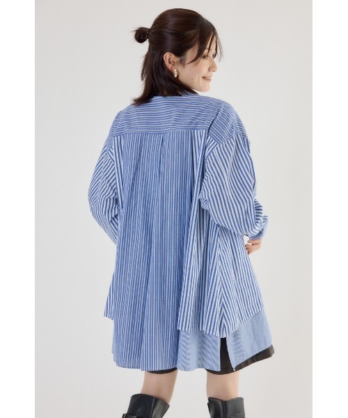 RODEO CROWNS WIDE BOWL（ロデオクラウンズワイドボウル）の「サイドティアードシャツチュニック（チュニック・レディース・ブルー系その他/オフホワイト/ブラック・FREE）」の7枚目の写真