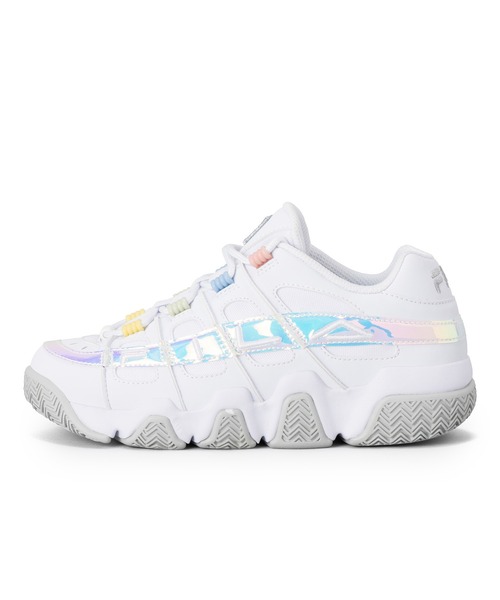 FILA(フィラ)の「FILA BARRICADE XT97 HOLOGRAM(スニーカー・メンズ・ホワイト・27.0cm/24.5cm/25.5cm/29.0cm/28.0cm/26.0cm/25.0cm/24.0cm/23.0cm/30.0cm/23.5㎝/27.5cm/26.5cm/31cm)」の4枚目の写真