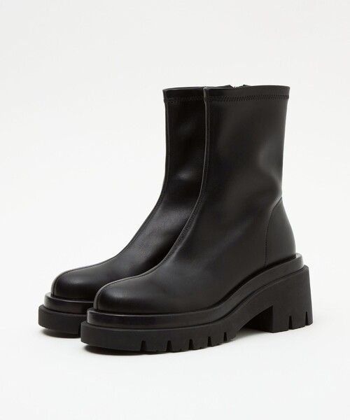 SY UNITED ARROWS(シーユナイテッドアローズ)の「<SY> タンクソールスト ショートブーツ75↑(ブーツ・レディース・オフホワイト/ブラック/その他1・22.5cm/23.5cm/24.5cm/25.5cm)」の4枚目の写真