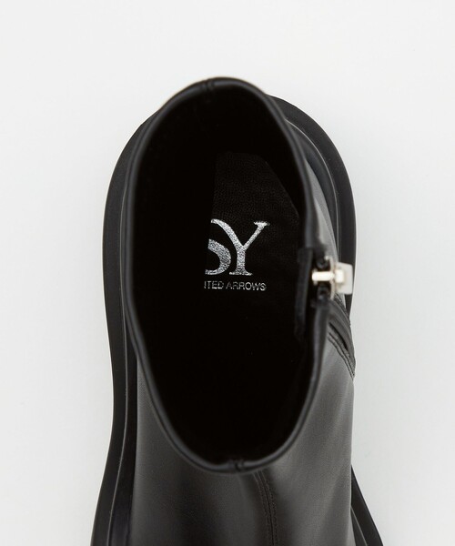 SY UNITED ARROWS(シーユナイテッドアローズ)の「<SY> タンクソールスト ショートブーツ75↑(ブーツ・レディース・オフホワイト/ブラック/その他1・22.5cm/23.5cm/24.5cm/25.5cm)」の9枚目の写真