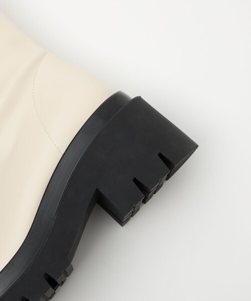 SY UNITED ARROWS(シーユナイテッドアローズ)の「<SY> タンクソールスト ショートブーツ75↑(ブーツ・レディース・オフホワイト/ブラック/その他1・22.5cm/23.5cm/24.5cm/25.5cm)」の14枚目の写真
