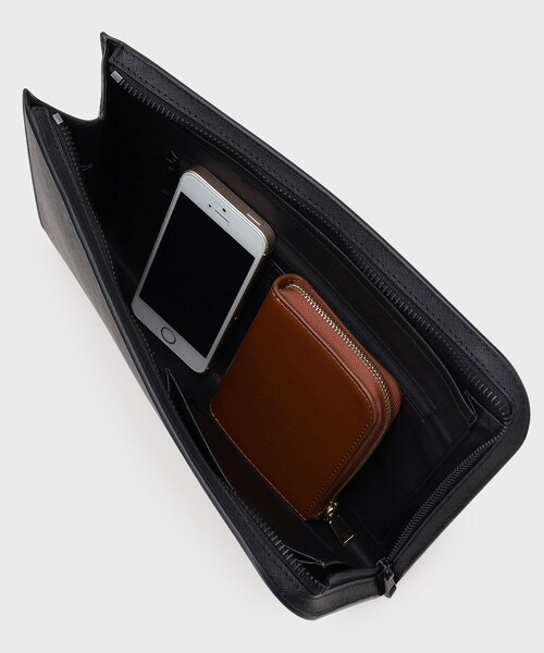 tk.TAKEO KIKUCHI(ティーケータケオキクチ)の「リアルレザークラッチ(冠婚葬祭OK)(クラッチバッグ・メンズ・ブラック/ブラック系1/ブラック系・00)」の12枚目の写真