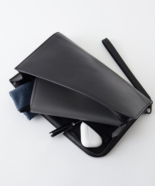 tk.TAKEO KIKUCHI(ティーケータケオキクチ)の「リアルレザークラッチ(冠婚葬祭OK)(クラッチバッグ・メンズ・ブラック/ブラック系1/ブラック系・00)」の14枚目の写真