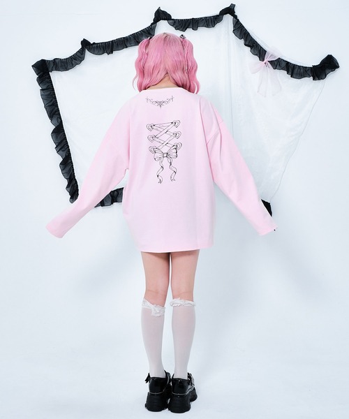 Magia Charm（マギアチャーム）の「リボンステッキプリント ロンT / フロント　バッグプリント（Tシャツ/カットソー・レディース・ピンク/ブラック・F）」の4枚目の写真