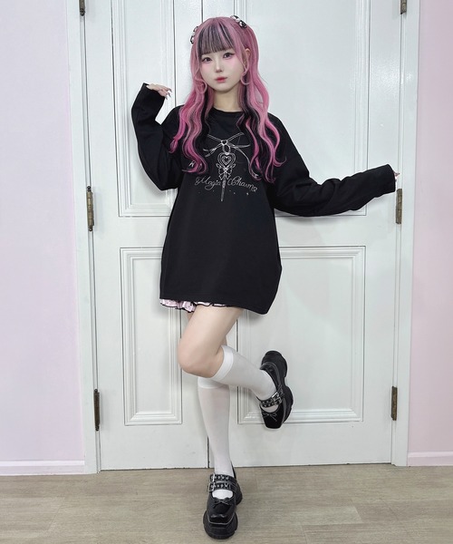 Magia Charm（マギアチャーム）の「リボンステッキプリント ロンT / フロント　バッグプリント（Tシャツ/カットソー・レディース・ピンク/ブラック・F）」の10枚目の写真