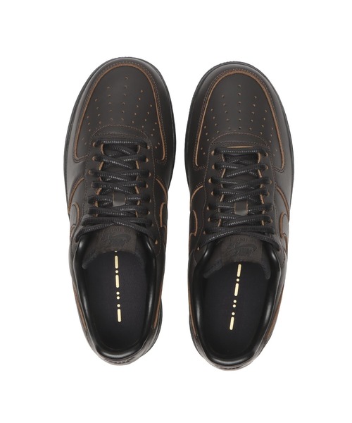 NIKE(ナイキ)の「AIR FORCE 1 '07 PRM IM8056-220(スニーカー・メンズ・ブラック・28.0cm/26.5cm/26.0cm/25.5cm/25.0cm/30.0cm/29.0cm/28.5cm/27.5cm/27.0cm)」の4枚目の写真