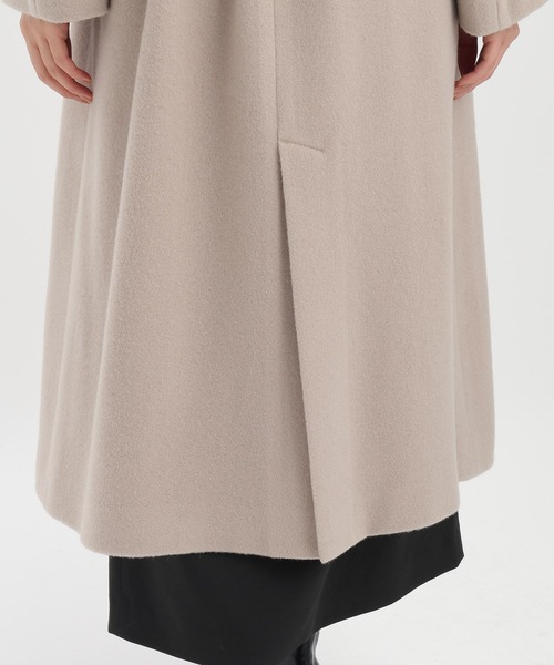 Andemiu（アンデミュウ）の「メルトンウールスタンドロングコート493954（チェスターコート・レディース・ブラウン/ベージュ/ブラック/トップグレー・SMALL/MEDIUM）」の7枚目の写真