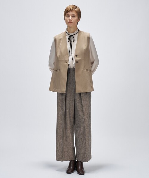 cloenc（クロエンス）の「【セットアップ／マシンウォッシュ】ツイルフレアジレ（ベスト・レディース・ナチュラル/ダークグレー・01/03/02）」の3枚目の写真